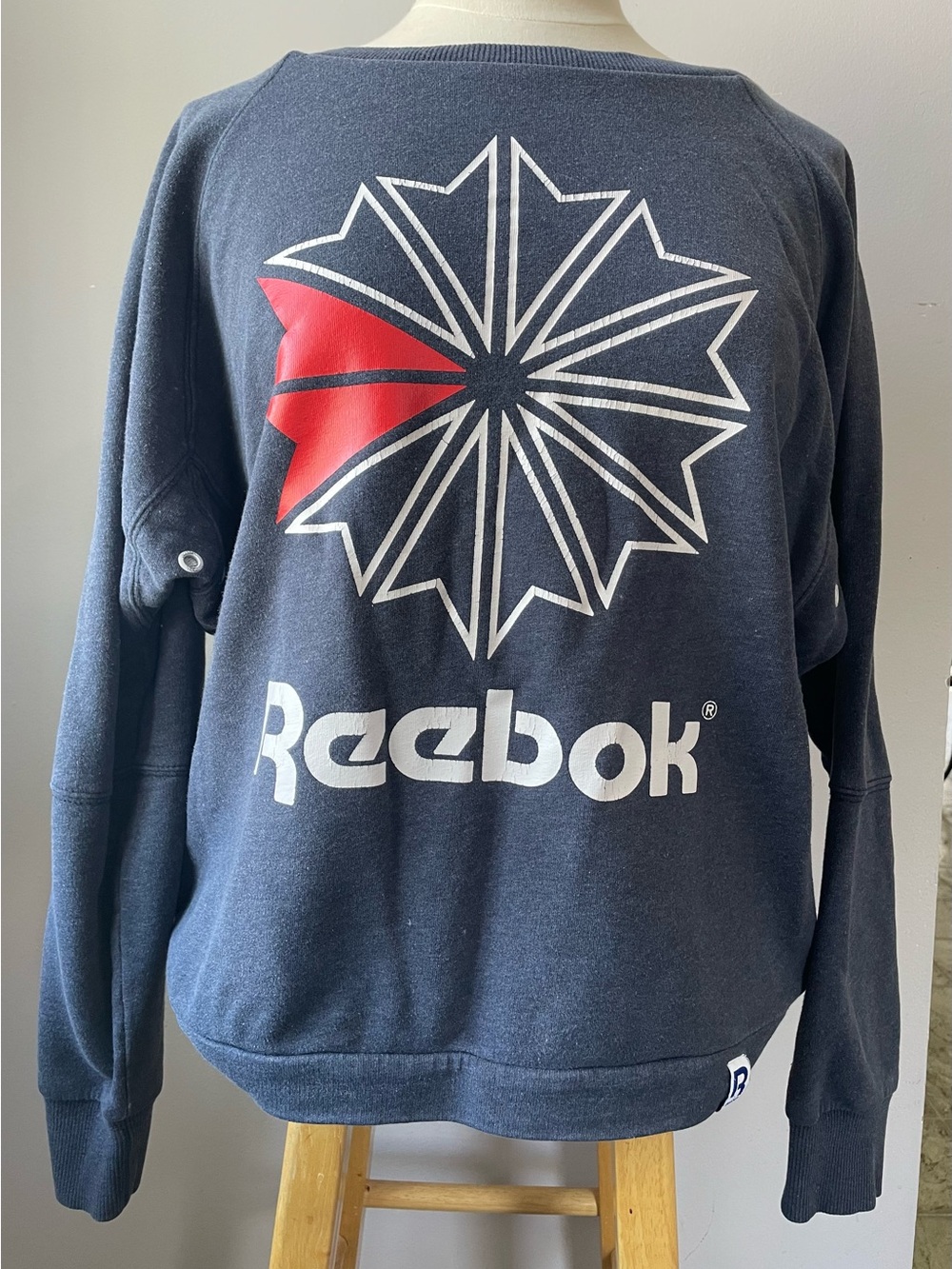 Reebok navy crewneck sweatshirt men's M